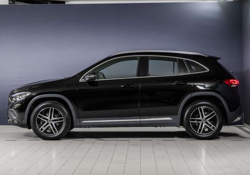 Mercedes-Benz GLA 250, 2020