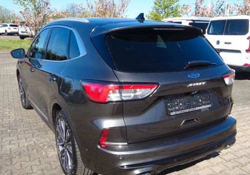 Ford Kuga, 2021