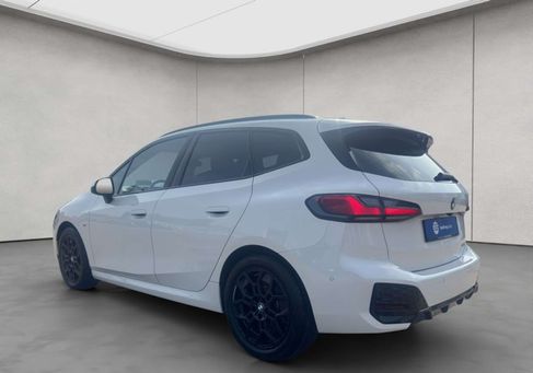 BMW 220, 2023