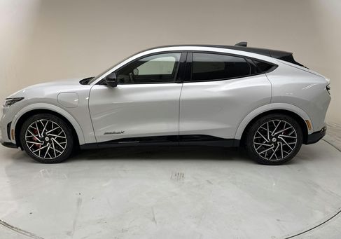Ford Mustang Mach-E, 2022