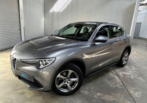 Alfa Romeo Stelvio, 2018