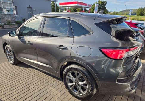 Ford Kuga, 2022