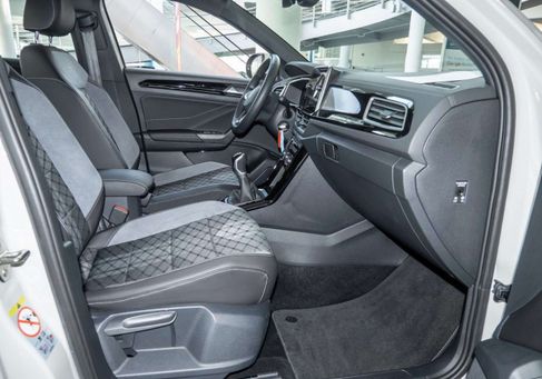 Volkswagen T-Roc, 2024