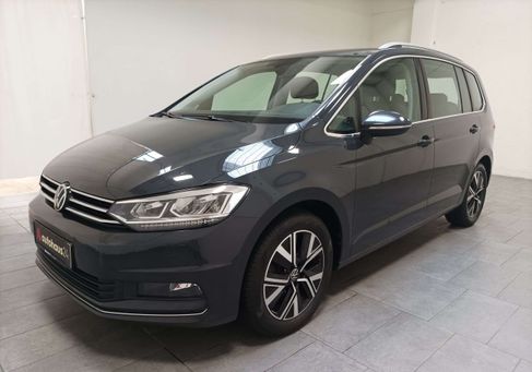 Volkswagen Touran, 2022 3
