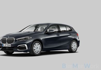 BMW 118, 2021