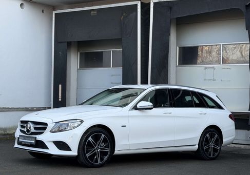 Mercedes-Benz C 300, 2020