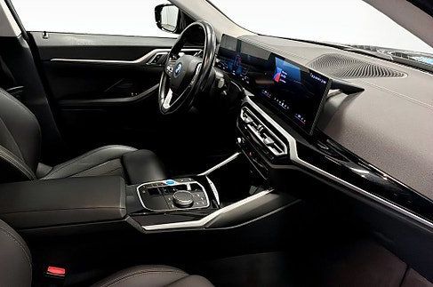 BMW i4, 2024