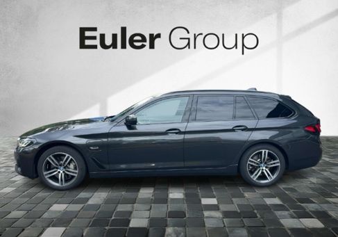 BMW 520, 2022