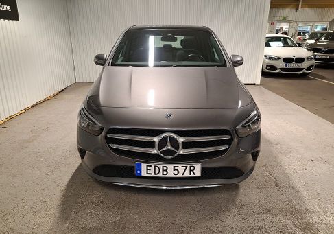 Mercedes-Benz B 200, 2022 2