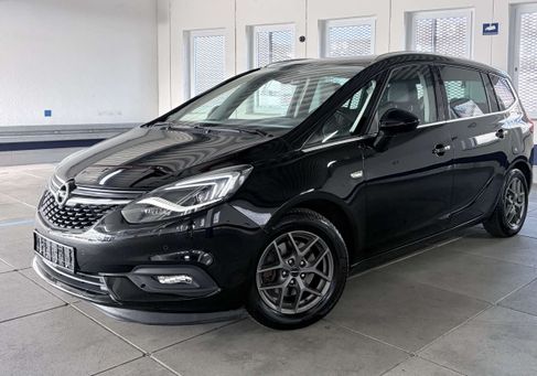 Opel Zafira, 2017