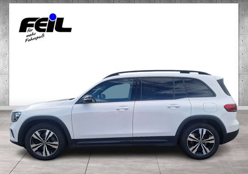 Mercedes-Benz GLB 250, 2019 3