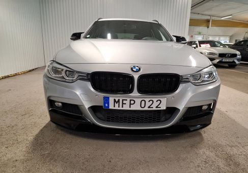 BMW 320, 2016