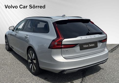 Volvo V90, 2026