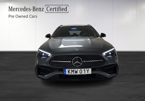 Mercedes-Benz C 300, 2025