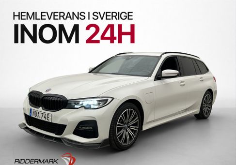 BMW 330, 2022
