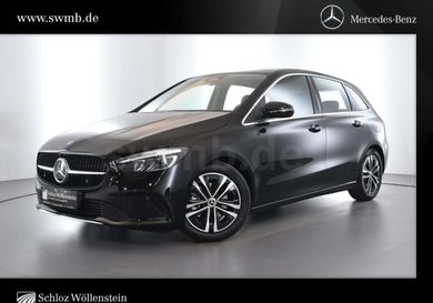 Mercedes-Benz B 180, 2025