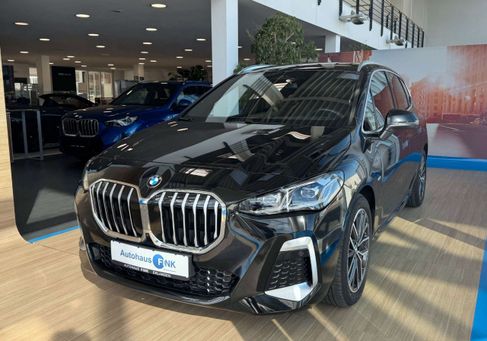 BMW 220, 2023 3
