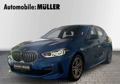 BMW 118, 2021