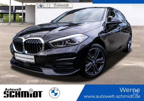 BMW 118, 2022