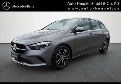 Mercedes-Benz B 180, 2025