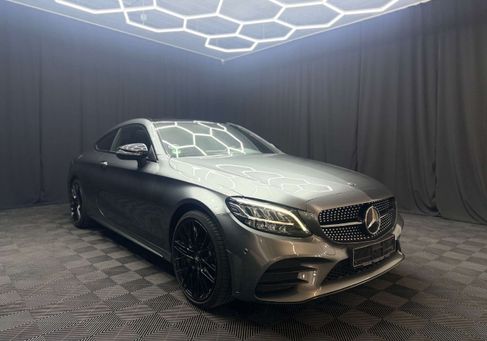 Mercedes-Benz C 300, 2018 2