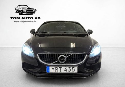 Volvo V40, 2018