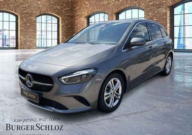 Mercedes-Benz B 180, 2025