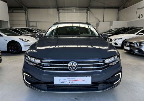 Volkswagen Passat, 2021