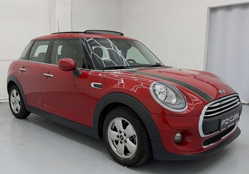MINI ONE, 2017
