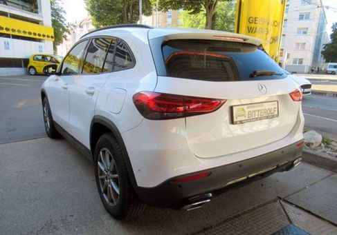 Mercedes-Benz GLA 200, 2023 3