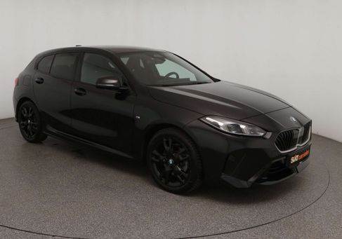 BMW 120, 2025