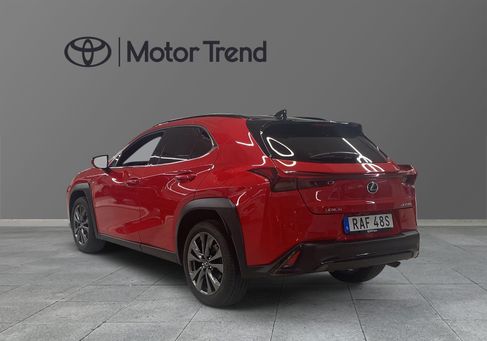Lexus UX, 2023
