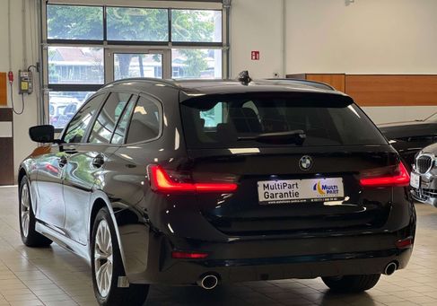 BMW 318, 2021