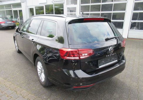 Volkswagen Passat Variant, 2024 3