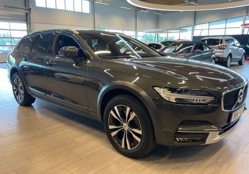 Volvo V90 Cross Country, 2020