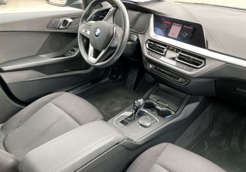BMW 118, 2020