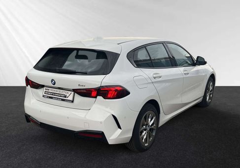 BMW 120, 2025