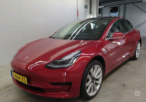 Tesla Model 3, 2019