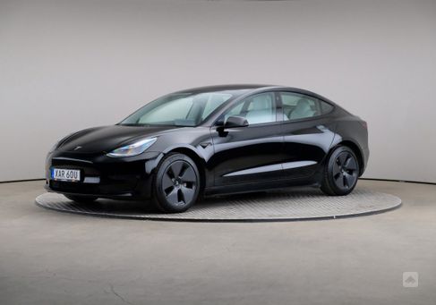 Tesla Model 3, 2021