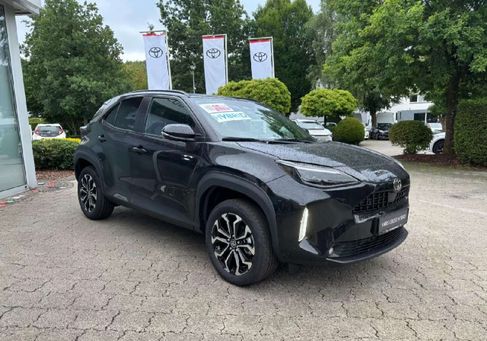Toyota Yaris Cross, 2025