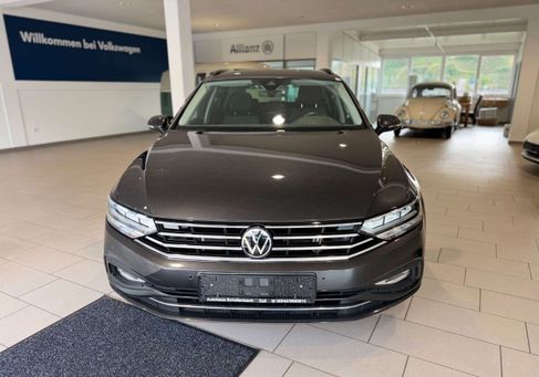 Volkswagen Passat Variant, 2023 2