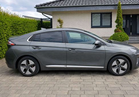 Hyundai IONIQ, 2022