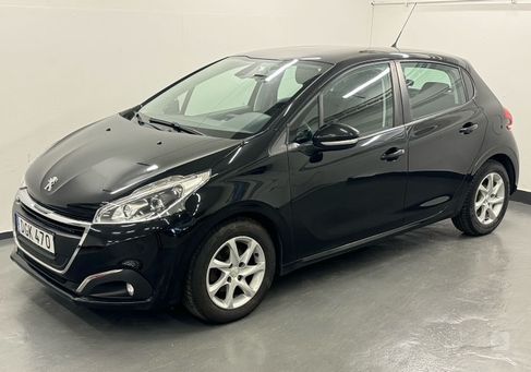 Peugeot 208, 2015