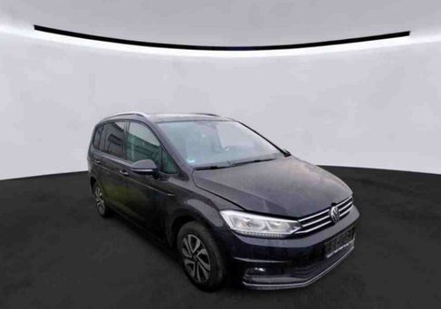 Volkswagen Touran, 2021