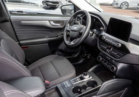 Ford Kuga, 2022