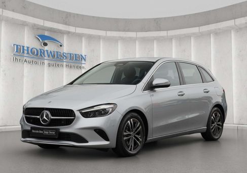 Mercedes-Benz B 180, 2024
