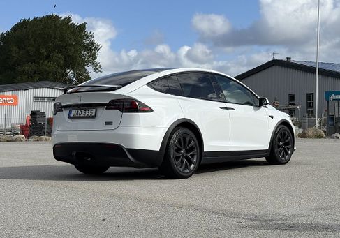 Tesla Model X, 2023 3