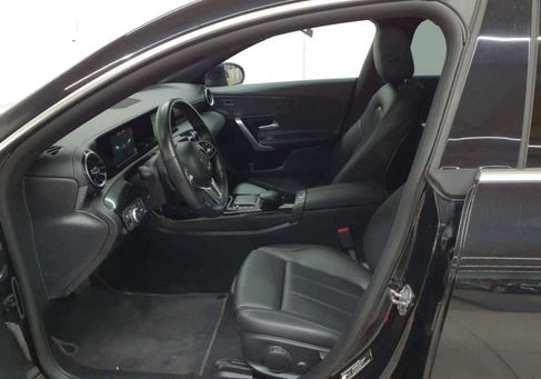 Mercedes-Benz CLA 220, 2022