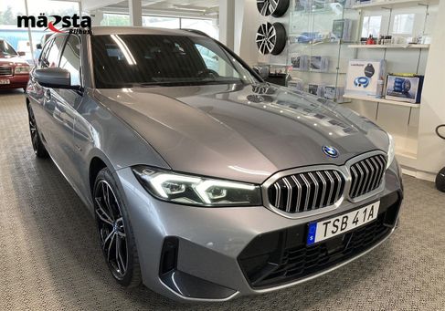 BMW 330, 2023 2