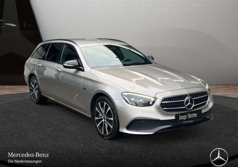 Mercedes-Benz E 300, 2021